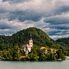 Église de l'Assomption de la Vierge Marie sur une île du lac de Bled en Slovénie sur Robert Ruidl