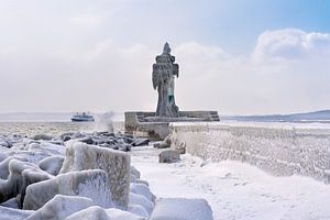 Der Leuchtturm von Sassnitz im Winter