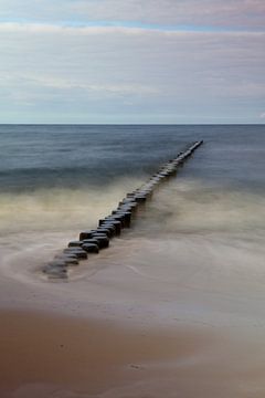 Oostzee - Buhne op het strand van Usedom (2) van t.ART