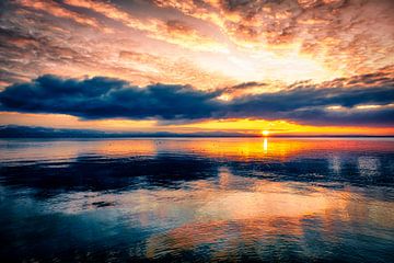 Zonsondergang aan het Bodenmeer van Dieter Walther