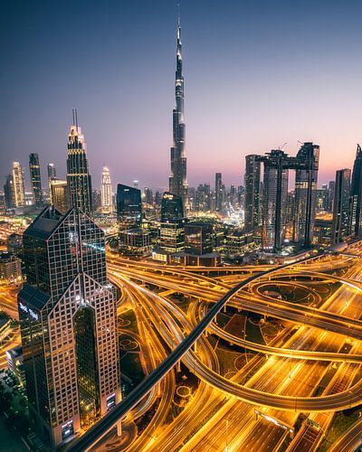 Dubai skyline, Burj Khalifa, Shangri-La Hotel
