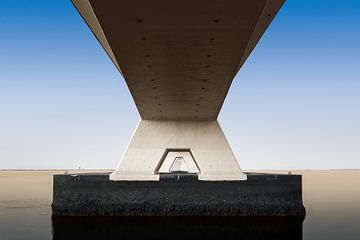 Zeeland Brücke abstrakt