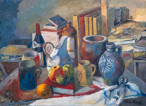 Stilleven schilderij met kannen, kruiken, flessen en boeken