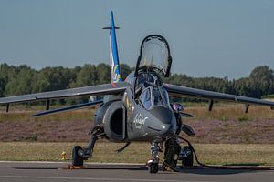 Alpha Jet wird für den Start vorbereitet. Dieses Flugzeug ist der Solo Display Alpha Jet der französ