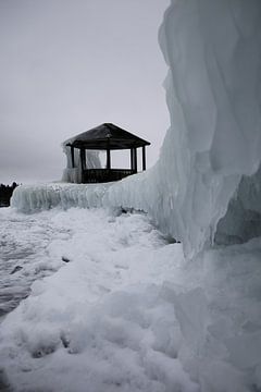 The Frozen Pavilion, Frozen Force of Nature in Åmål by Fotos by Jan Wehnert
