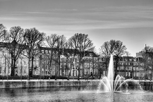 De fontein in de hofvijver in Den Haag 