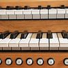 Organ keyboard by whmpictures .com