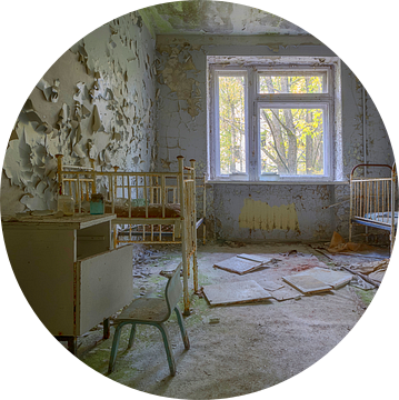 Kamer in een ziekenhuis in Pripjat van Truus Nijland