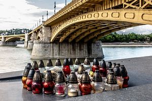 koreanische gedenkstätte an der daisy bridge in boedapest
