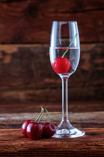 Zwarte Woud Kirsch met kersen