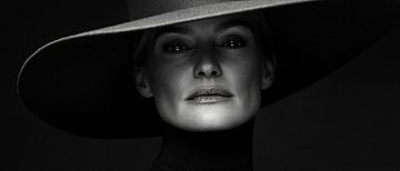 Elegant woman in a large hat by Poster Art Shop