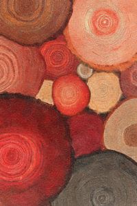 Runde Jahresringe in Rot und Braun