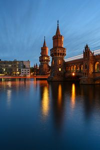 Oberbaumbrücke bei Nacht von Robin Oelschlegel