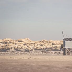 Drowning cottage Terschelling by Marjan Schmit Visser