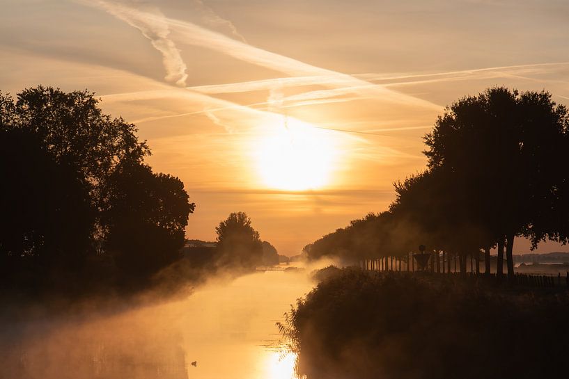 Linge at dawn by Tania Perneel