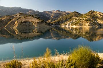 Gebirgsreflexionen Naturpark Sierra de Castril von Cornelis (Cees) Cornelissen