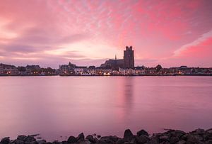 Dordrecht bei Sonnenaufgang von Ilya Korzelius