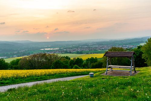 Zomer fietstocht door het Schmalkalden platteland naar Werratal bij Fambach - Thüringen - Duitsland