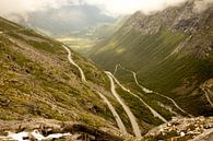 Landschaftsaufnahme der Trollstigen-Route in Norwegen von Karijn | Fine art Natuur en Reis Fotografie Miniaturansicht