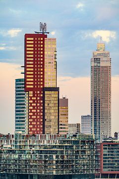 Rotterdam skyline tijdens zonsopgang