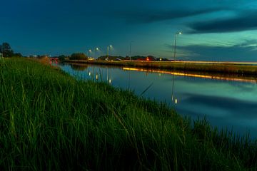 Weerspiegeling op het Noord Hollands Kanaal van Rob Baken