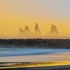 IJsland, Zonsondergang Reynisdrangar en het Zwarte Zandstrand van Caroline Guerain
