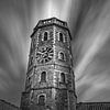 Schwarz-Weiß-Foto des Glockenturms von Menin von Fotografie Krist / Top Foto Vlaanderen