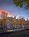 Prinsengracht à Amsterdam | Péniche en automne | Coucher de soleil par Marijn Alons Aperçu