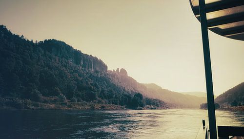 Panorama uitzicht op de Elbe in Bad Schandau