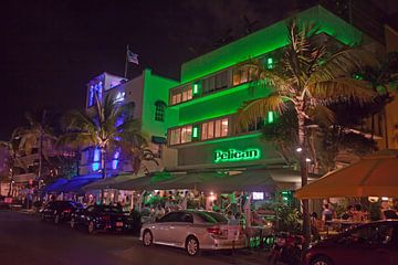 Miami Beach - Ocean Drive by t.ART