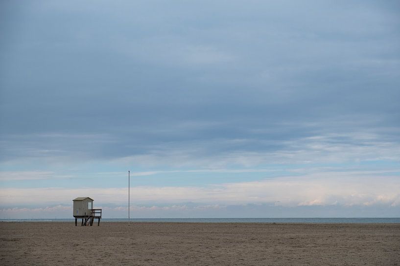 zeeland beach cottage by Nienke Stegeman