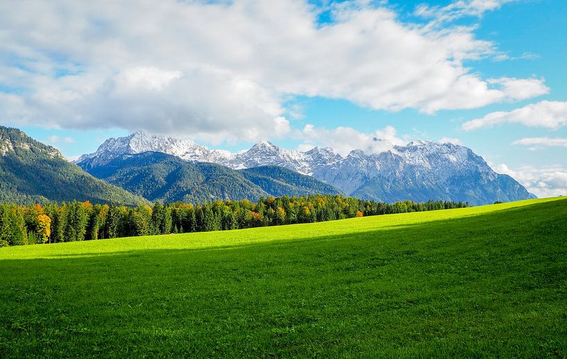Autumn atmosphere in the mountains - colourful splendour, tranquillity and the magic of nature by Miriam Schwarzfischer Fotografie