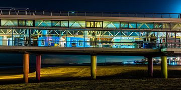 Colourful evening shot of the pier of Scheveningen by MICHEL WETTSTEIN