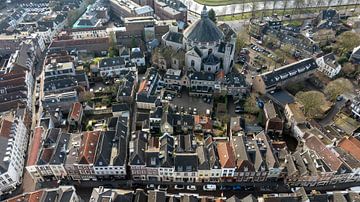 lucht/dronefoto binnenstad 's-Hertogenbosch van Marcel Willems