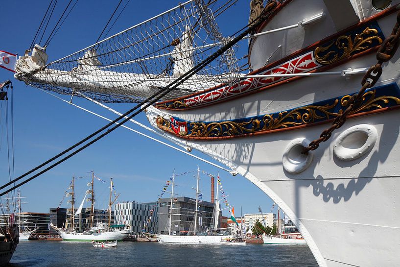 Neuer Hafen mit Segelschiffen  auf Sail 2015 von Torsten Krüger