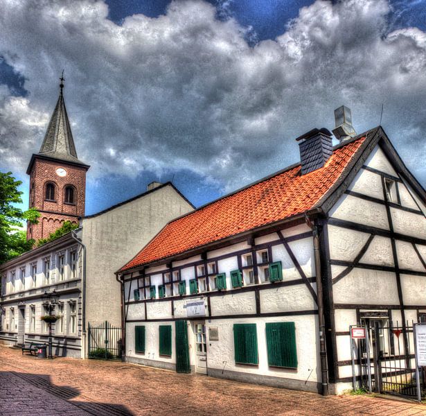 Colombage avec église par Edgar Schermaul