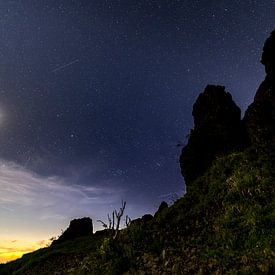 Der Dörnberg in der Nacht von Stephan Zaun