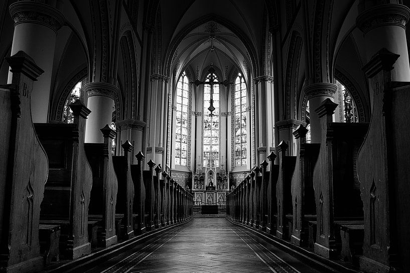 Kerkinterieur by Bart van Uitert
