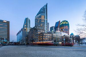 Königin Julianaplein Den Haag am Abend von Volt