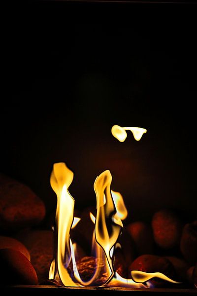 &quot;Harmonie der Flammen&quot; von Simone Marsig