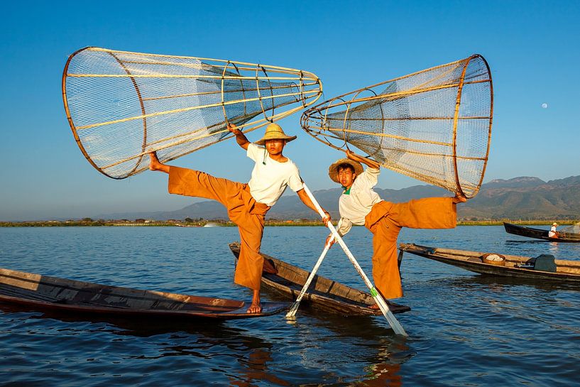 Die Fischer vom Inle See in Myanmar von Roland Brack