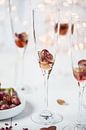 Prosecco met frambozensiroop & rozenwater van Nina van der Kleij thumbnail