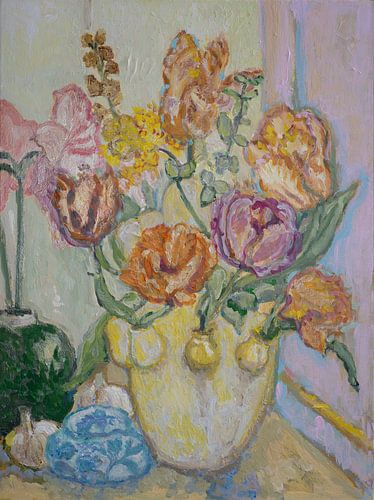 A vase of tulips in the living room by Tanja Koelemij