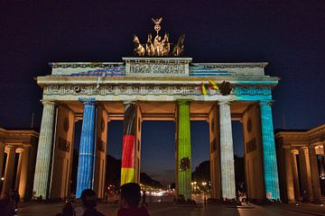 Brandenburger Tor met Festval of Lights van Burghard Schreyer