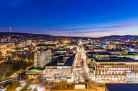 Stuttgart mit der Königstraße bei Nacht von Werner Dieterich Miniaturansicht