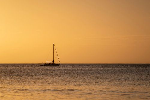 Magische zonsondergang op Magnetic Island in Australië