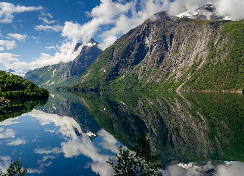 Eikesdalvatnet, Norvège par Adelheid Smitt