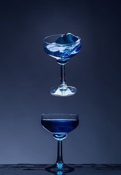 Shatterd Glass - Before Impact - Blue Curacao
