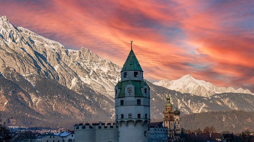 Château Hasegg à Hall in Tirol Autriche Alpes au coucher du soleil par Animaflora PicsStock