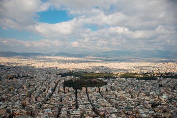 Uitzicht over Athene van Joyce Schouten